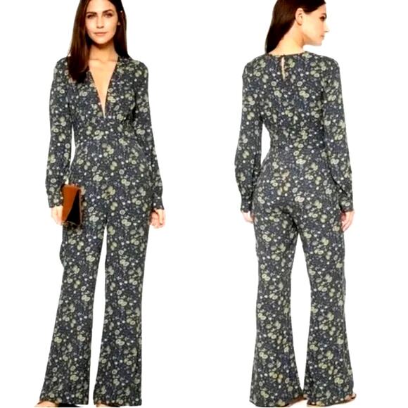 Free People Some Like it Hot Jumpsuit Floral Midnight Combo Size 4 - Picture 2 of 13